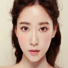 Trang điểm với bọng mắt xinh